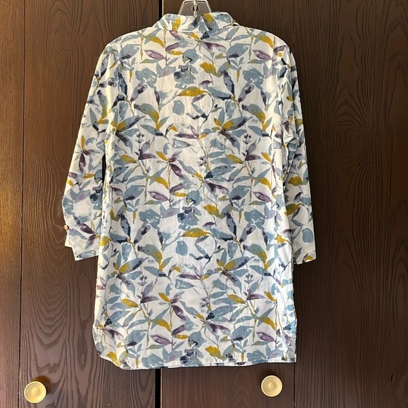 Elsie & Zoey 3/4 sleeved long floral top. Size Medium but runs small. NWT - Picture 6 of 10